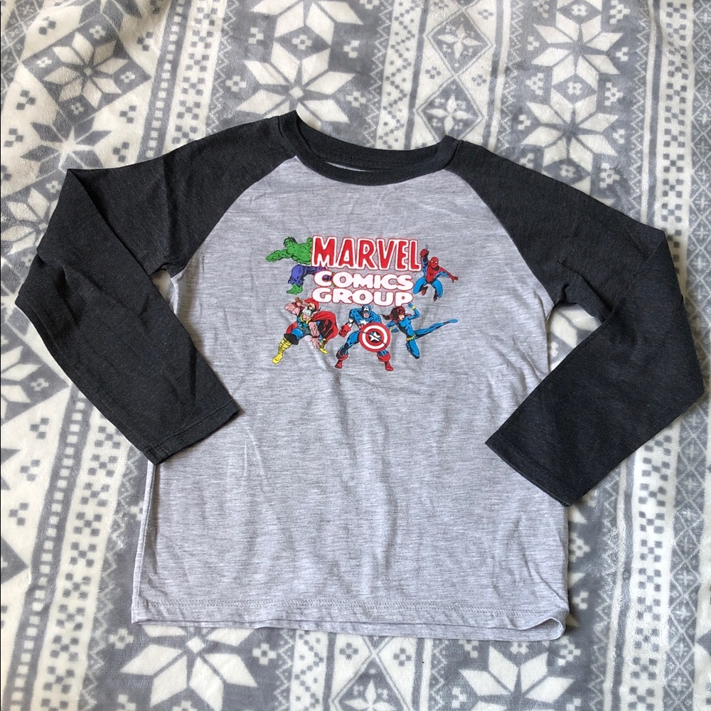 Marvel Long-Sleeve Raglan Tee in Grey and Black with Classic Superhero Graphic